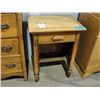 Image 1 : Early 1900s Mission oak single drawer side table