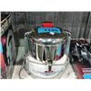 Image 1 : Acme supreme juicer