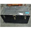 Image 1 : Metal storage trunk