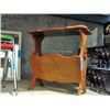Image 1 : Vintage walnut magazine table