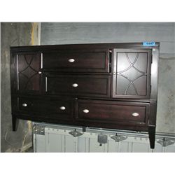 Contemporary mahogany finish bedroom dresser