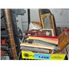 Image 1 : Box of assorted vintage collectables