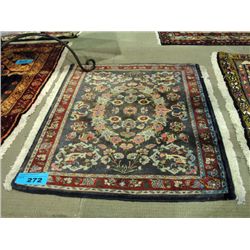 Hand knotted persian area throw rug