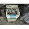 Image 1 : White pail full of heavy chain link