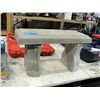 Image 1 : Cement yard bench