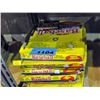 Image 1 : 10 boxes of Opchee baseball collectors yearbook