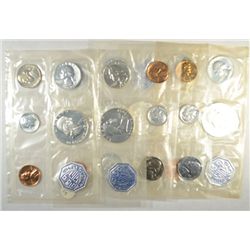 4  1961 & 1 1963 proof sets mint sealed est $125-$135