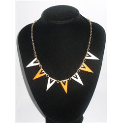 150CTW 7-TRIANGULAR WHITE-ORANGE BRASS NECKLACE;18INCH