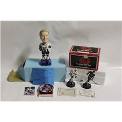 GRETZKY LA KINGS CERAMIC BOBBLEHEAD, HOME & AWAY