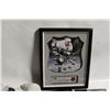 Image 3 : GRETZKY HOCKEY HALL OF FAME ITEMS INCLUDING: