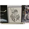Image 1 : 4 GRETZKY POSTERS INCLUDING: 2 PERFECTA, 1