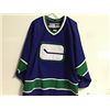 Image 3 : VANCOUVER CANUCKS ROBERTO LUONGO SIGNED JERSEY