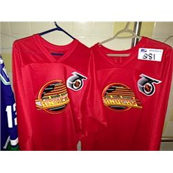 LOT OF 4JERSIES INC: CANUCKS, CANUCKS, CANUCKS