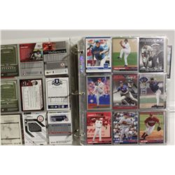 LARGE BINDER OF ASSORTED BASEBALL CARDS