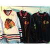 Image 1 : LOT OF 3 CHICAGO BLACKHAWKS GARMENTS INC;