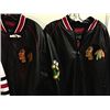 Image 2 : LOT OF 3 CHICAGO BLACKHAWKS GARMENTS INC;