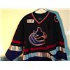 Image 1 : VANCOUVER CANUCKS JERSEY