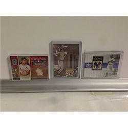 LOT OF 3 - STAN MUSIAL, ELSTON HOWARD & ROBIN