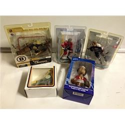 LOT OF COLLECTABLE HOCKEY FIGURES INC: GERRY
