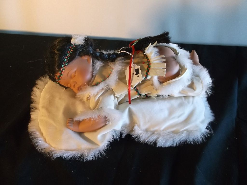 goldenvale collection porcelain doll 1 2000