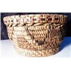 Image 1 : Native American Basket Very nice basket approx 7 1/2 x 4 1/2"