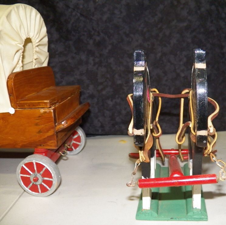 Wooden Covered Wagon & Hitch Home made Childs Toy Covered Wagon with a