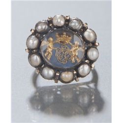 Memorial ring, possibly early 19th century.