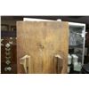 Image 10 : Aaron Williard MA Federal mahogany shelf clock.