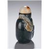 Image 2 : A moss agate snuff bottle.