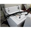 Image 2 : 2004 Whirlpool Estate Washer