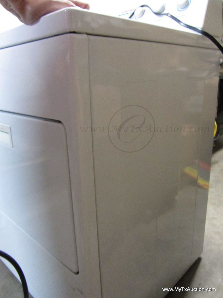 2004 Whirlpool Ultimate Care II Gas Dryer