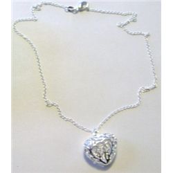 STERLING SILVER HEART PENDANT & NECKLACE WEIGHS .25ozs!!