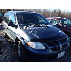 2002 DODGE CARAVAN VIN: 1B4GP25R52B568925