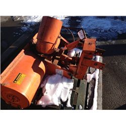 KUBOTA B748B HYDRAUL SNOW BLOWER ATTACHMENT