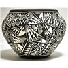 Image 2 : Acoma Pueblo Etched Bowl Pottery - Jae