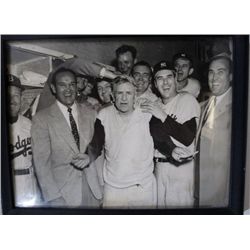 8X10 CASEY STENGEL LOCKER ROOM PHOTO