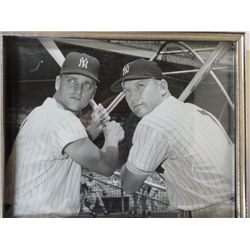 8X10 MICKEY MANTLE & ROGER MARIS BLACK/WHITE PHOTO