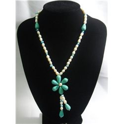 300CTW BLUE TURQUOISE FLOWER AND WHITE AND BLUE