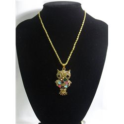 FLYING OWN PENDANT