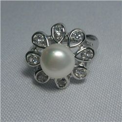 WHITE PEARL FLOWER CZ RING;