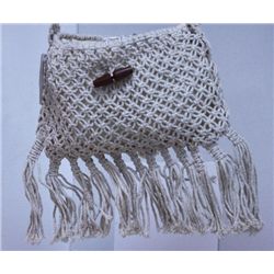 CREAM KNITTED SIDEBAG