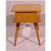 Image 4 : Lot 195: Haywood Wakefield 2-Tier End Table