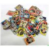 Image 1 : LOT OF APPROX. 100 BASEBALL CARDS - MOST VINTAGE