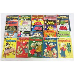 LOT OF APPROX. 25 VINTAGE UNCLE SCROOGE COMIC BOOKS - LOTS OF 10 CENT COVERS