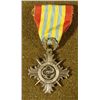 Image 1 : VIETNAM HONOR SERVICE MEDAL MALTESE CROSS WITH RIBBON