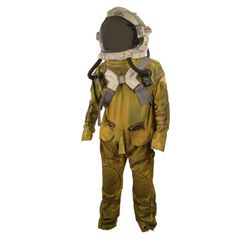 Outland/ Aliens Spacesuit/Helmet/Oxygen Pack Costume