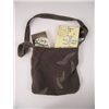 Image 1 : Beautiful Creatures Lena (Alice Englert) Hero Bag & Books