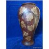 Image 2 : Clay Vase