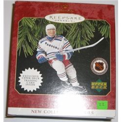 HALLMARK "KEEPSAKE" ORNAMENT *RARE 1997 WAYNE GRETZKY/HOCKEY GREATS* NEW IN BOX NHL CERTIFIED