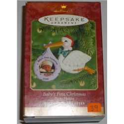 HALLMARK "KEEPSAKE" ORNAMENT COLLECTIBLE *RARE 2000 BABYS FIRST CHRISTMAS/PHOTO HOLDER*